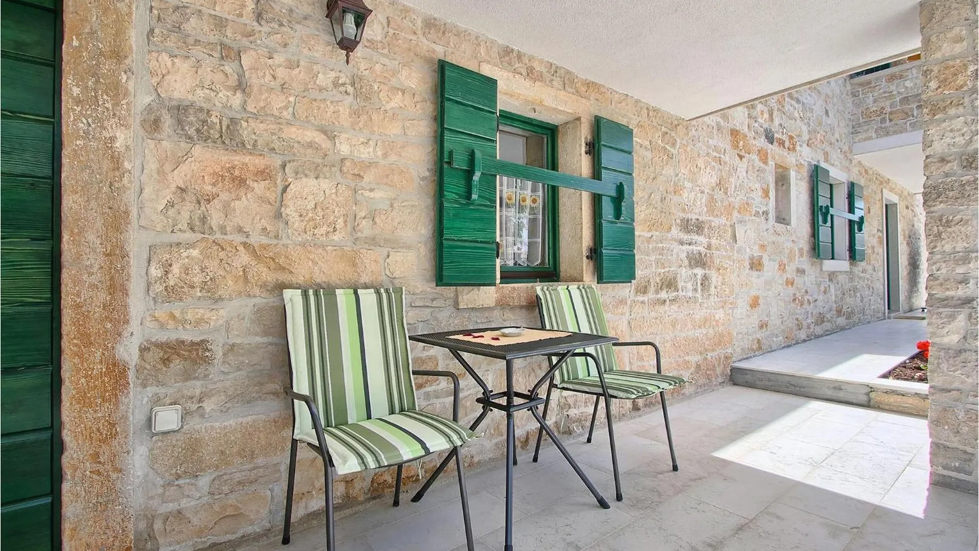 Villa Soricevi Dvori Barat