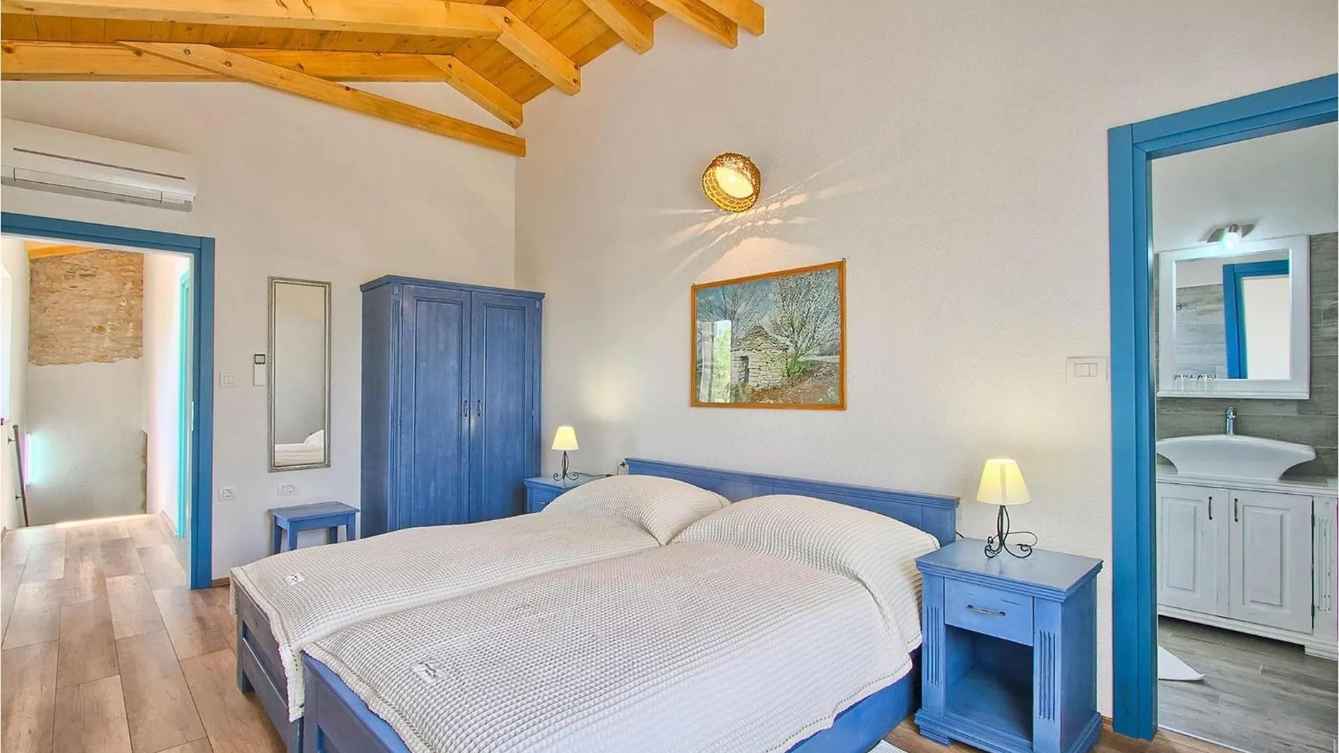 Villa Soricevi Dvori Barat